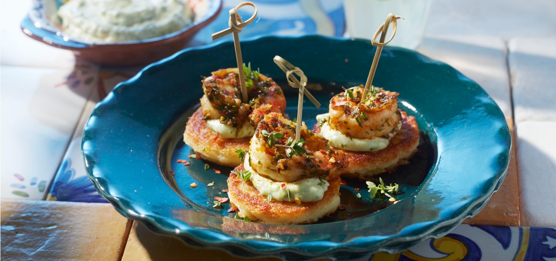 Kartoffelplätzchen mit BBQ-Garnelen